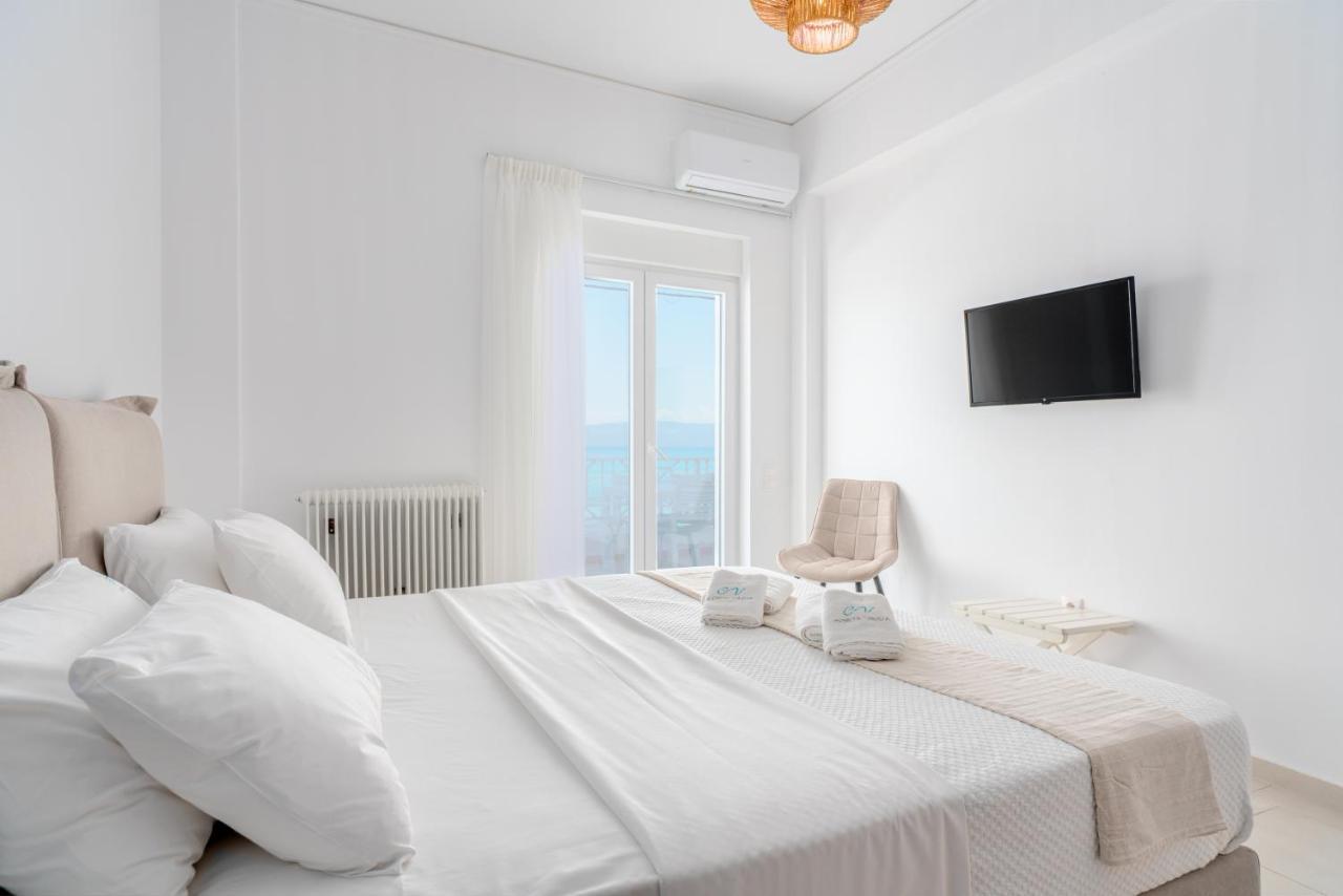 Costa Vasia Seaside Suites And Apartments Vrahati Екстериор снимка