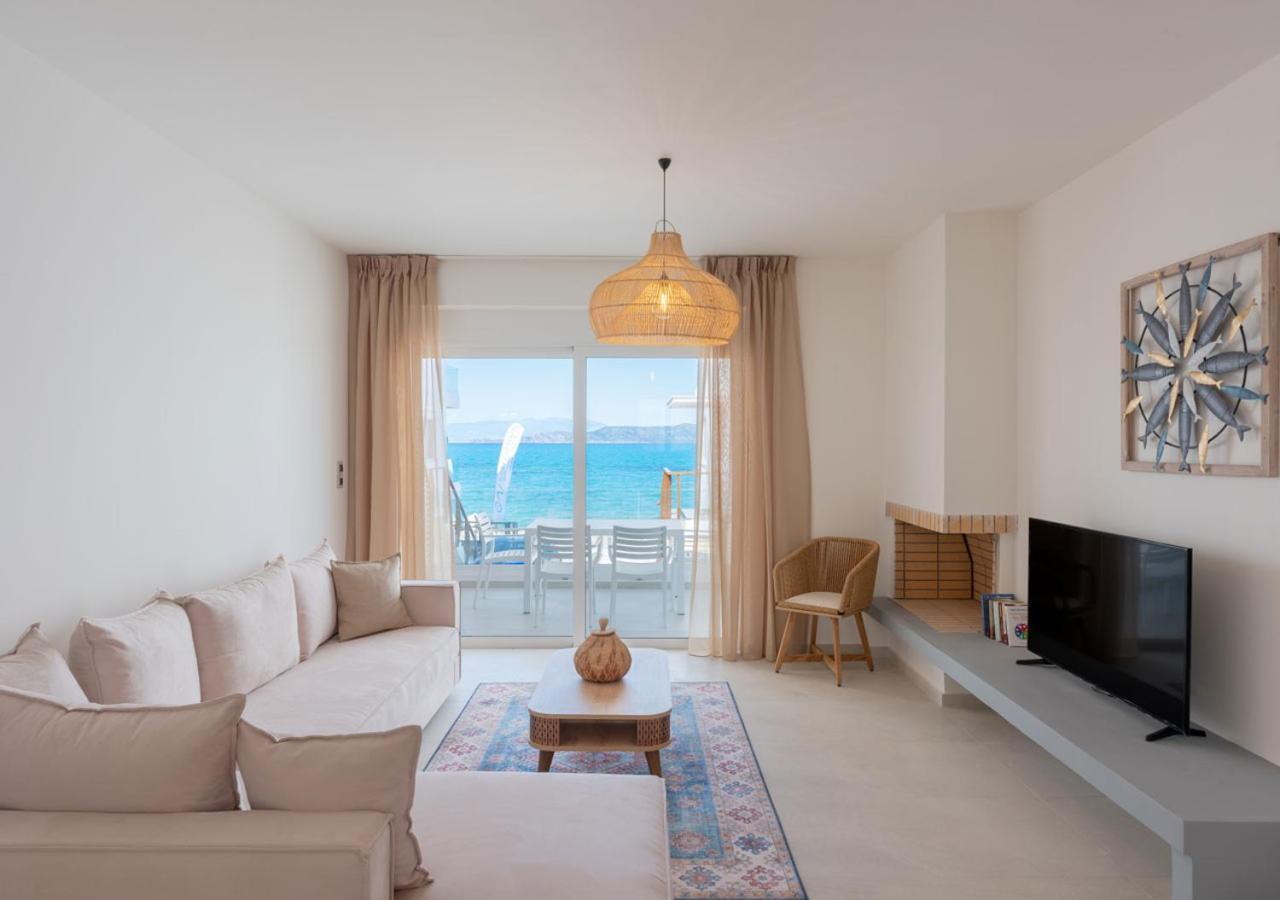 Costa Vasia Seaside Suites And Apartments Vrahati Екстериор снимка