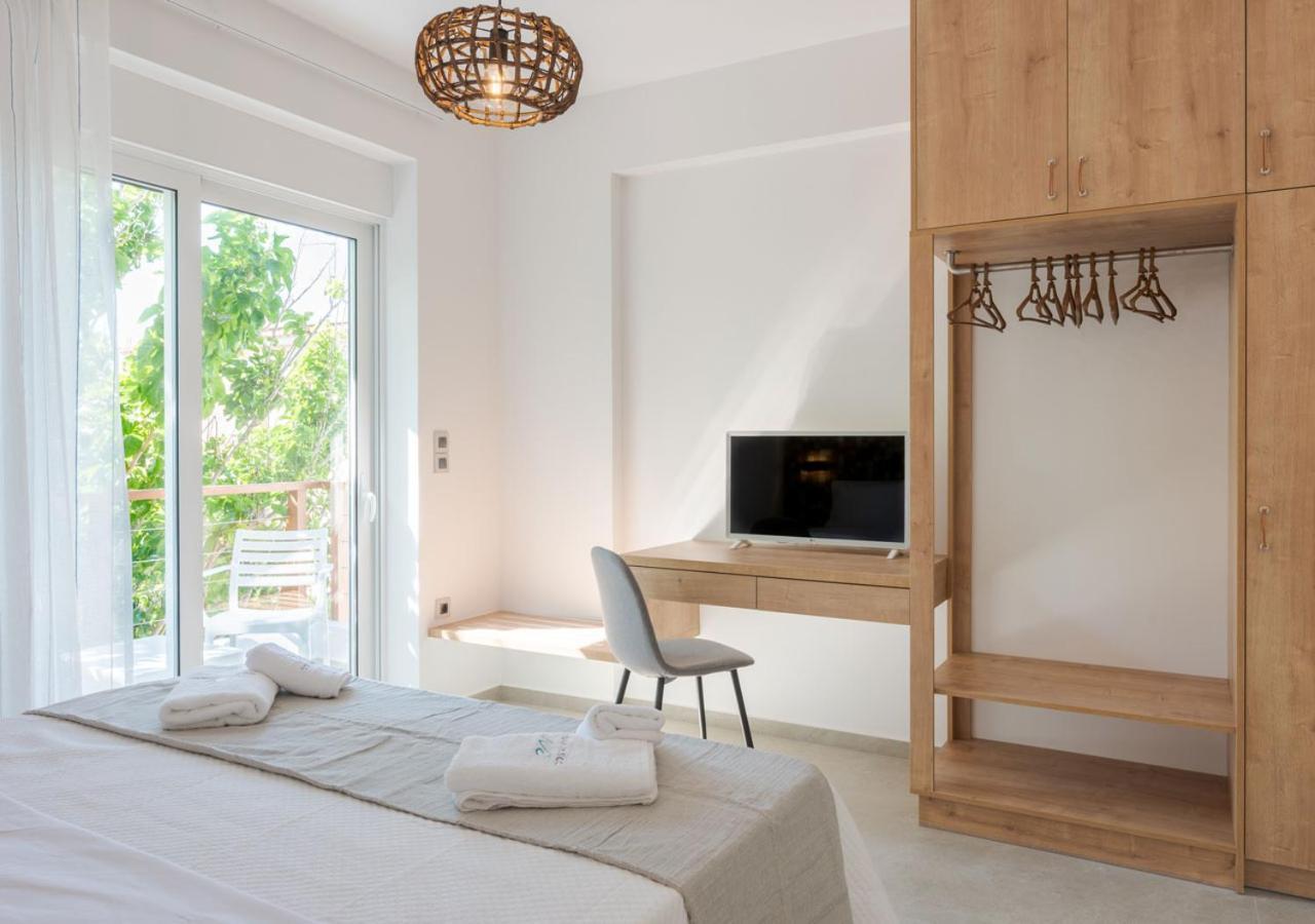 Costa Vasia Seaside Suites And Apartments Vrahati Екстериор снимка