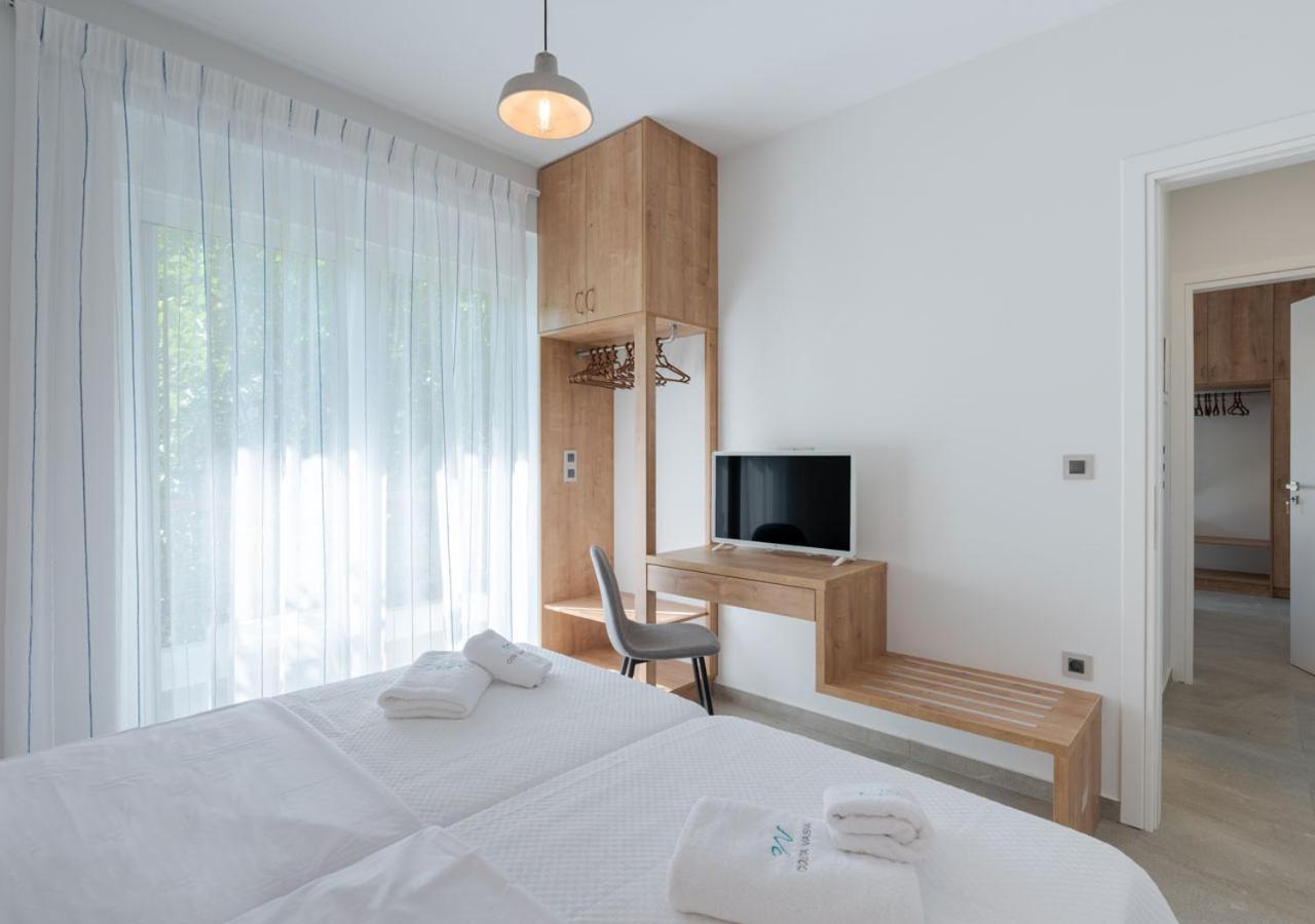 Costa Vasia Seaside Suites And Apartments Vrahati Екстериор снимка